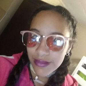 Meet your Posher, Sienna